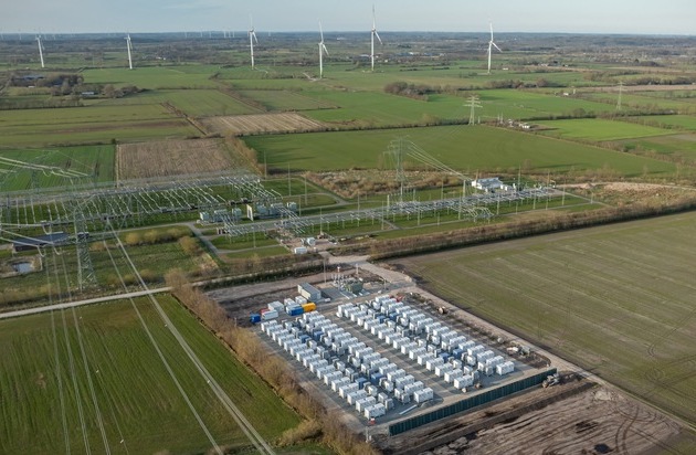 Wachstumsmarkt Batteriespeicher: energiva GmbH seit Jahresbeginn auch im BESS Segment tätig