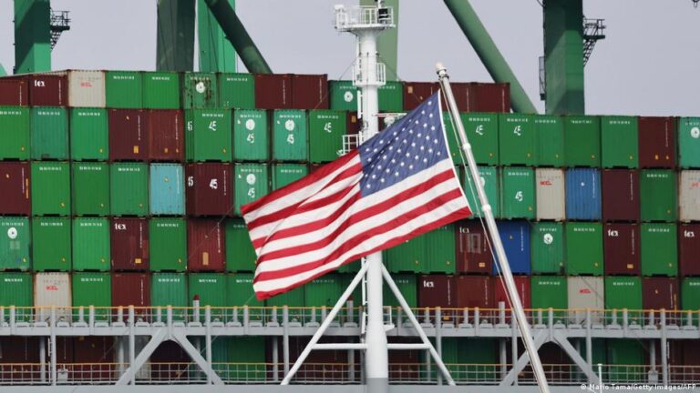 EU macht Weg für Zollabbau auf US Waren frei