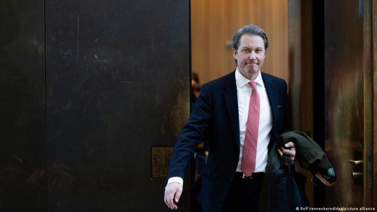 Deutschlands Maut Debakel: Prozess gegen Ex Minister Scheuer