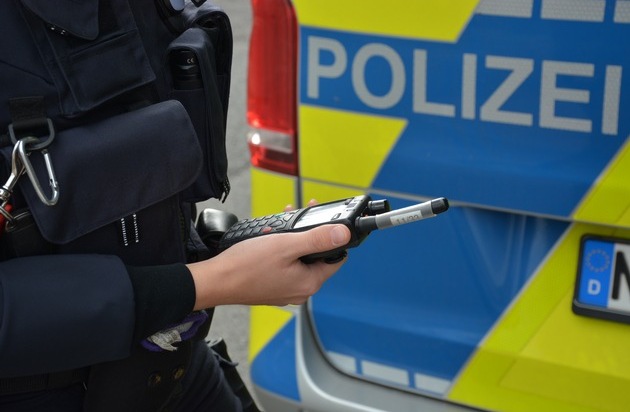 POL-ME: Toyota RAV4 entwendet: Polizei bittet um Hinweise - 2605057