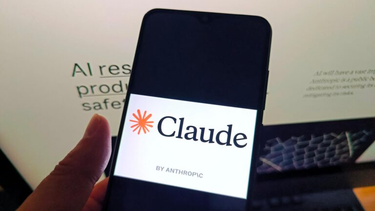 Anthropics Claude ist der große KI Rivale von ChatGPT von OpenAI