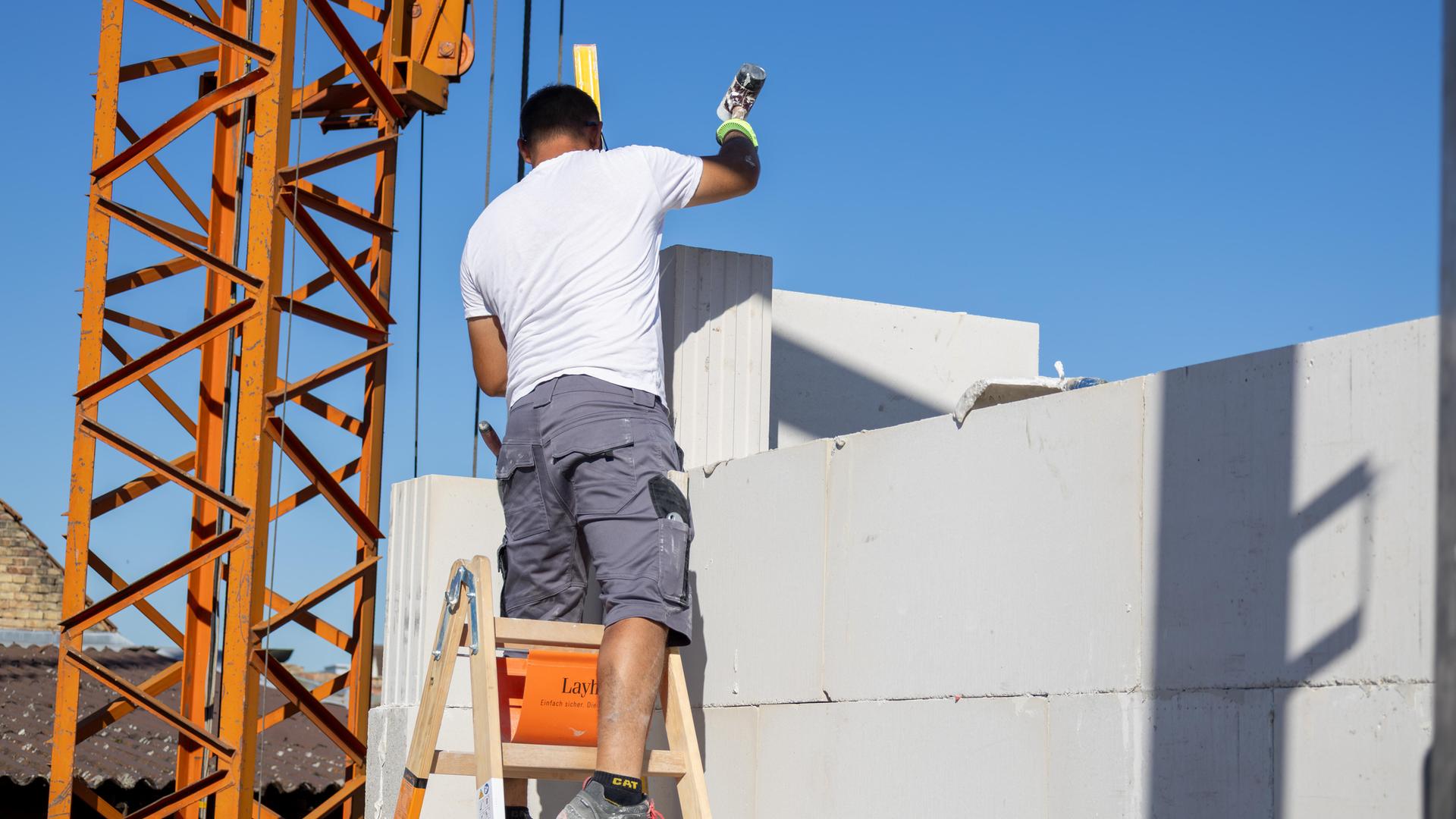 Wohnungsnot: Bauen soll einfacher und günstiger werden