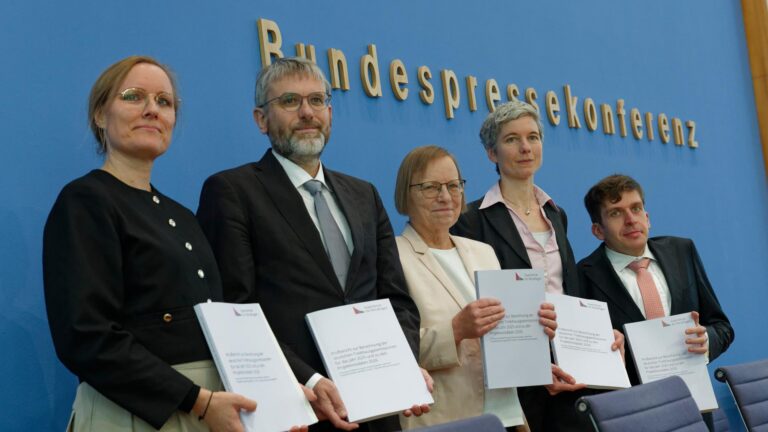 Kommentar zu Klima Gutachten: Schallende Ohrfeige für die Bundesregierung