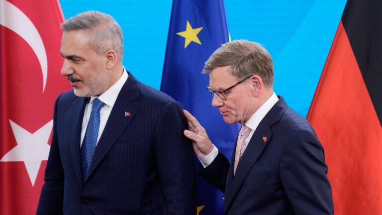 Bundesregierung kritisiert Türkei nur verhalten