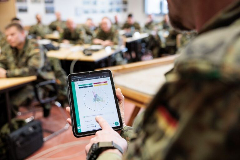 Fraunhofer entwickelt KI gestütztes Lernmanagementsystem für die Bundeswehr