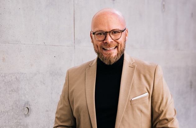 Bayerns Digitalminister Fabian Mehring von den FREIEN WÄHLERN spricht im DUP Videocast über …