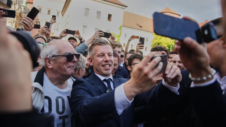 Erste Auslandsreise: Ungarns Ministerpräsident Magyar sucht die Nähe zu Polen