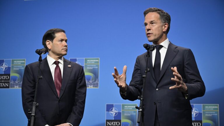 NATO Treffen: Wie Europa die USA im Bündnis halten kann
