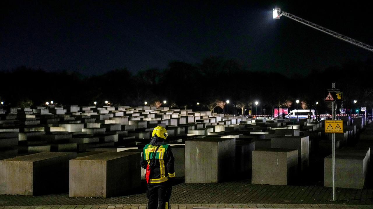 Neue Festnahme nach Messerattacke am Berliner Holocaust Mahnmal