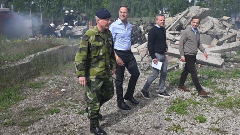 Nato Außenminister beraten in Schweden über Ukraine Unterstützung