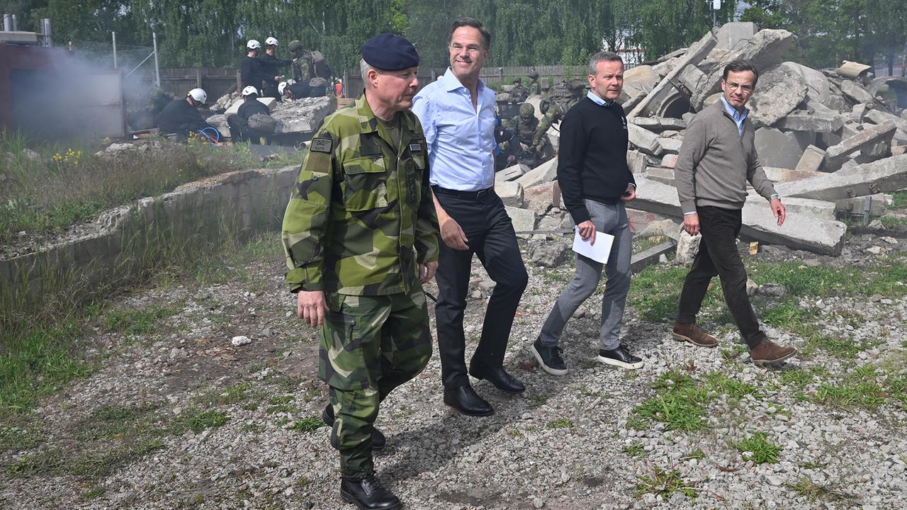 Nato Außenminister beraten in Schweden über Ukraine Unterstützung
