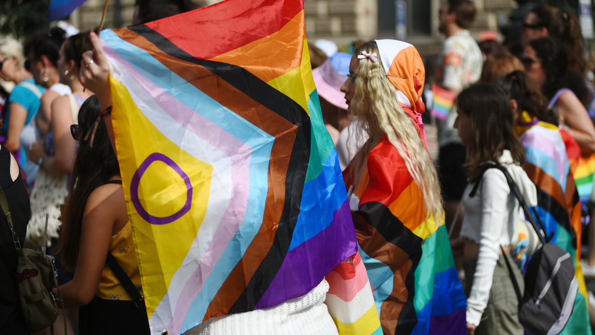 EuGH-Urteil - Ungarns LGBTQ-Gesetz verstößt gegen Grundrechte der EU