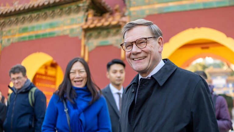 Kommentar zu Wadephuls China-Reise – Deutsche Wirtschaft blickt naiv auf China