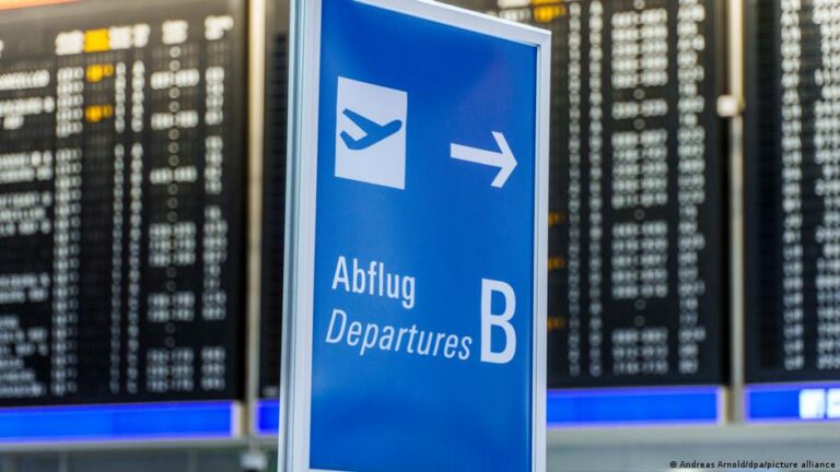EU einigt sich im Streit um Fluggastrechte