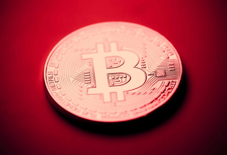 Anhaltende Abflüsse belasten Bitcoin ETFs seit Wochen