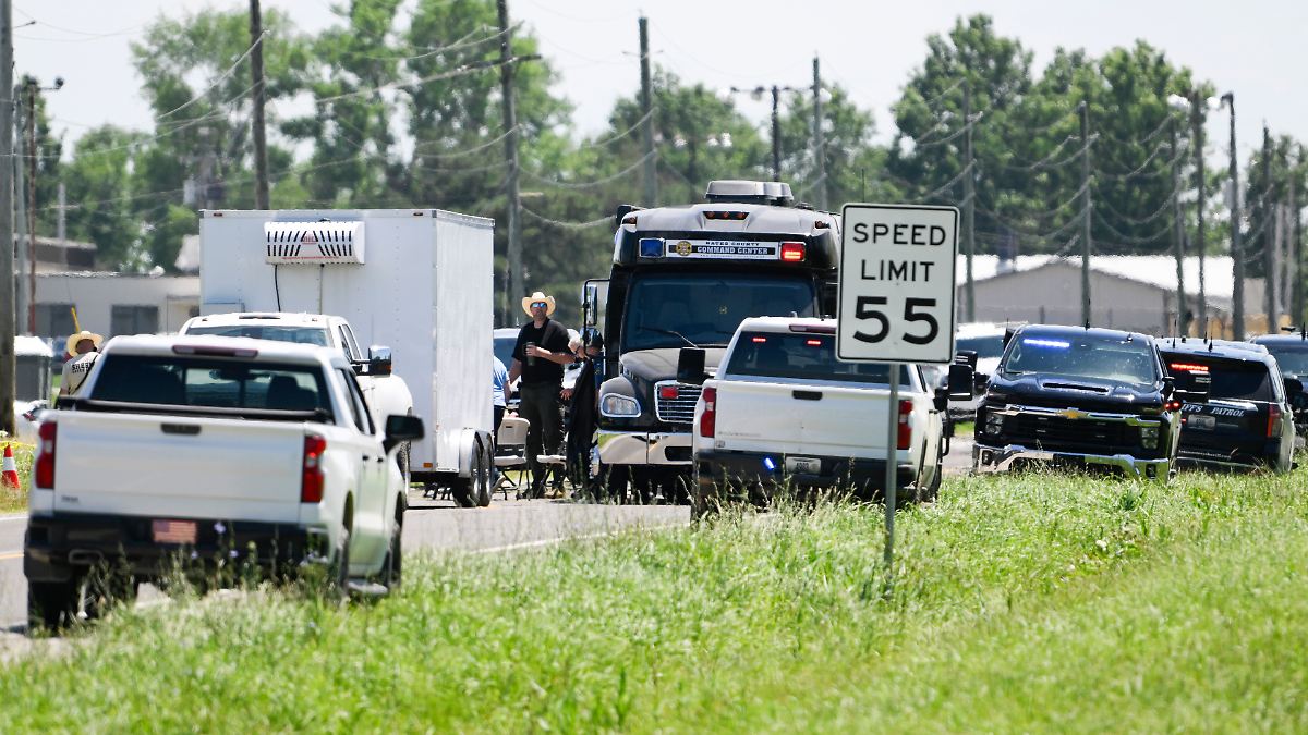 Unglück im Bundesstaat Missouri: Flugzeug mit Fallschirmspringern stürzt ab, 12 Tote in den USA