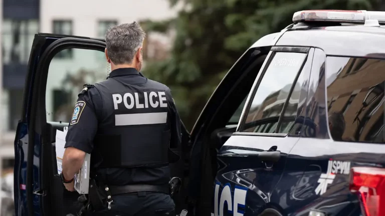 Polizist unter den Opfern: Drei Tote nach Schüssen im jüdischen Viertel in Montréal