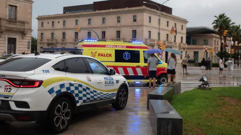 Räuber erbeuten wertvolle Uhren: Deutsches Paar nach Lokalbesuch auf Mallorca überfallen