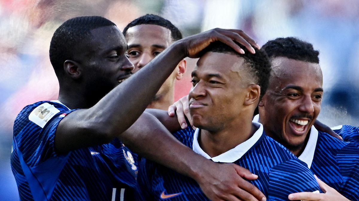 Messi und Mbappe entfesselt: Wildes Wettschießen der Superstars um Kloses WM Krone