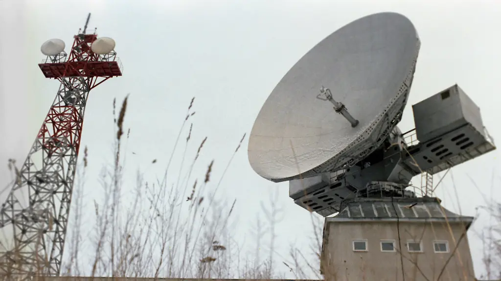 Selenskyj teilt Aufnahmen: Kiew greift erneut Satellitenzentrum bei Moskau an