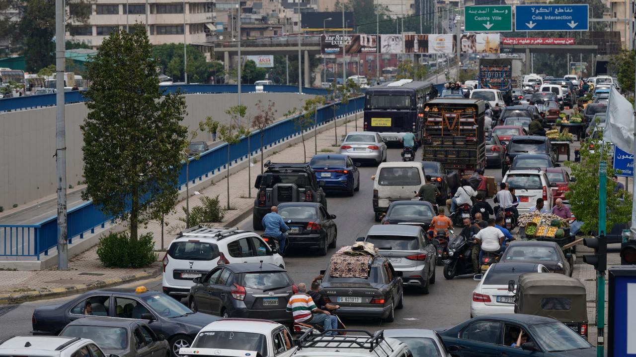 Israel will wieder Beirut angreifen, Ministerin bricht Reise ab
