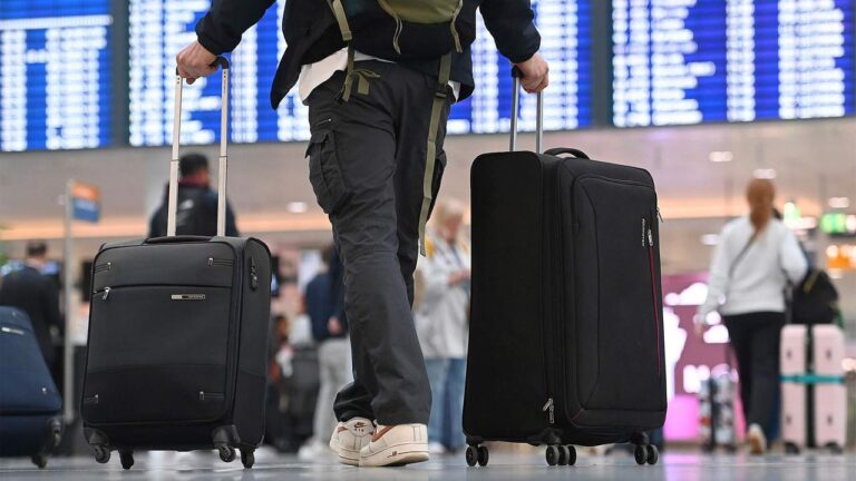 Sorge vor Ebola Virus: USA fordern von Europa Einreisebeschränkungen