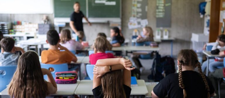 Deutsches Schulbarometer: Verhalten der Schüler belastet Lehrer immer stärker