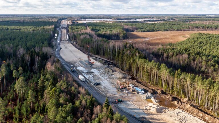 Rail Baltica: Bahntrasse für Wirtschaft und Sicherheit