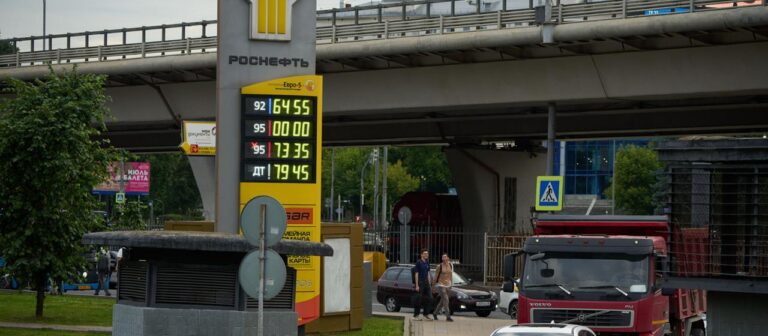 Energie in Russland: Wie die Benzinkrise Putin unter Druck setzt