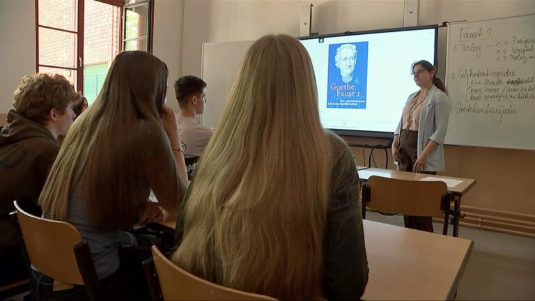 Wie der Lehrermangel den Schulen in Brandenburg zusetzt
