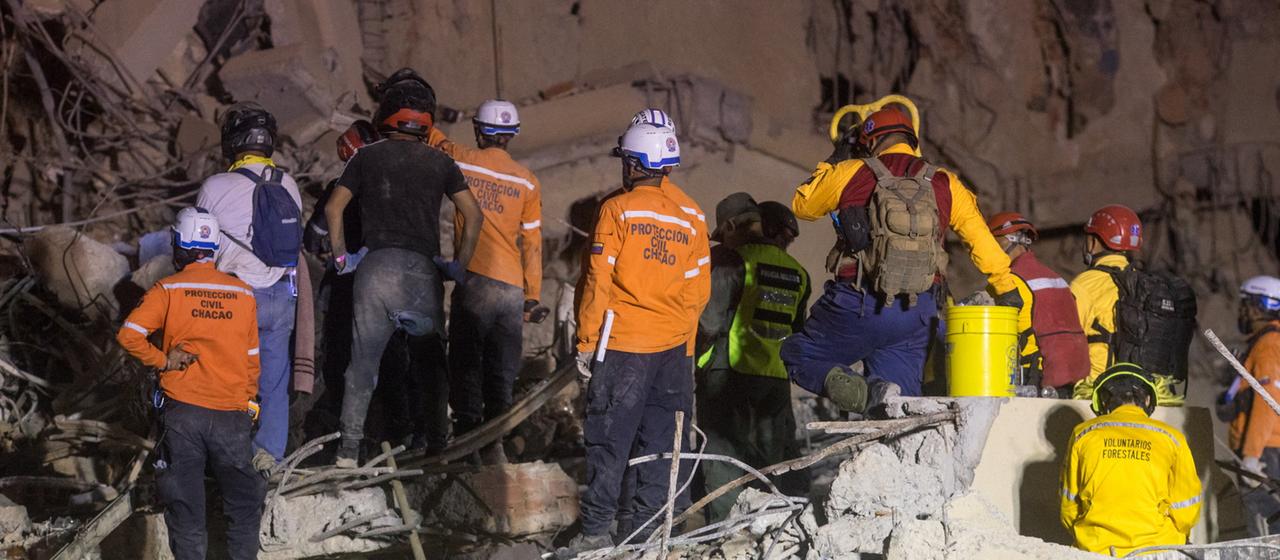 Nach Erdbeben in Venezuela: Rettungskräfte arbeiten unter Zeitdruck