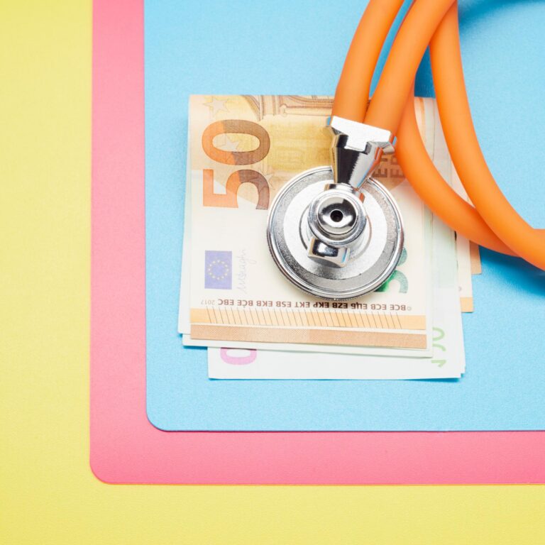Gesundheitspolitik: Wer entscheidet, was die Krankenkasse zahlt?