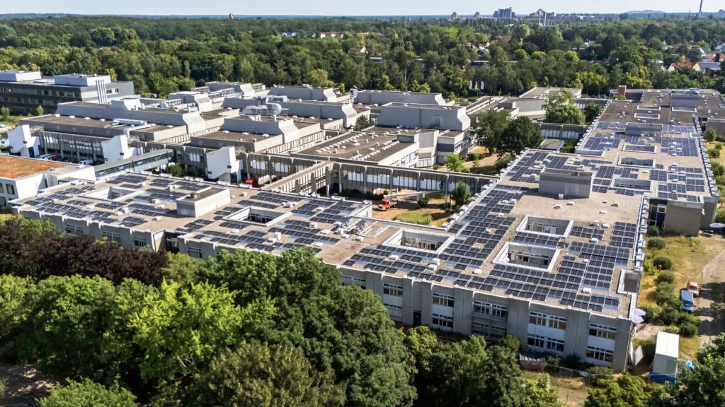 Berliner Stadtwerke stellen zwei Krankenhäuser auf Solarstrom um