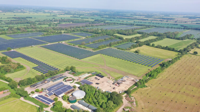 Görg berät beim Erwerb einer Agri PV Anlage mit 69 Megawatt