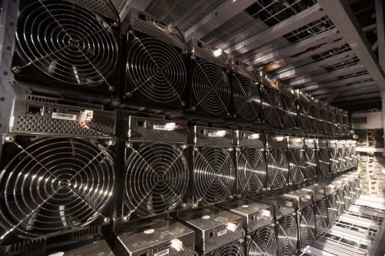 Bitcoin Miner vor dem Aus: Poolin flüchtet in Chapter 11