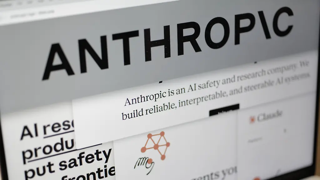 Sorge vor Sicherheitsrisiken: US Regierung gibt Blockade von Anthropics KI Modellen auf