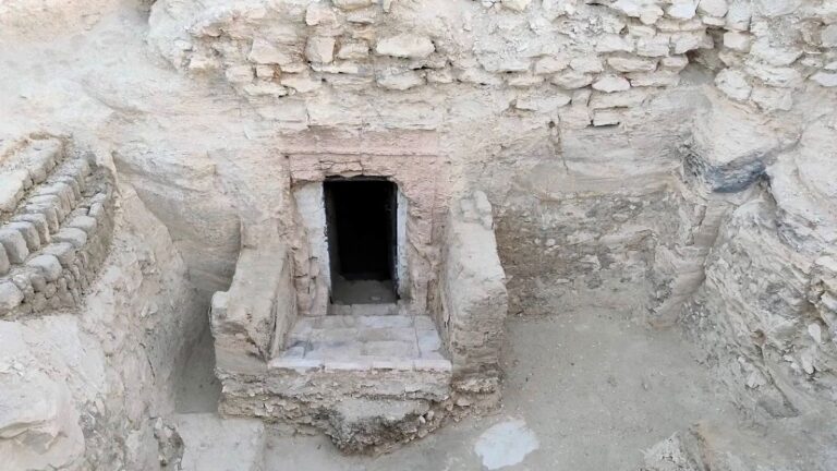 Gut erhaltener Fund in Ägypten: Archäologen legen 3000 Jahre alte Grabstätte frei