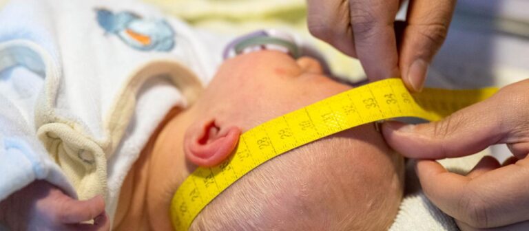 Stabile Beiträge bei Krankenkassen: Auf wessen Kosten?