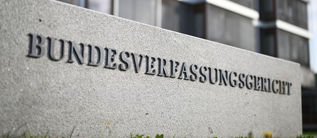Bundesverfassungsgericht ermahnt Bundestag zu einer zeitnahen Wahlprüfung
