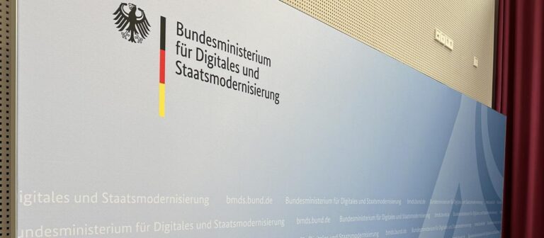 Bundesregierung spricht nach KI Hackerangriff von Paradigmenwechsel