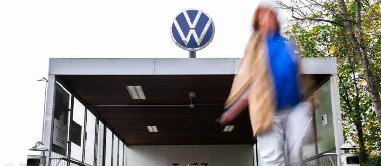 100.000 Jobs und vier Werke: VW Streit eskaliert zur Sommerpause