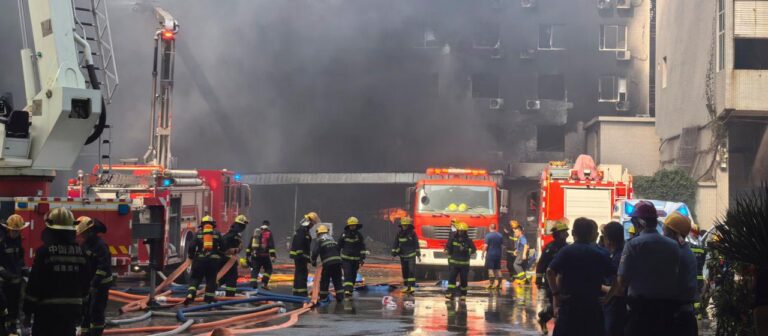 Industrieunglück in China fordert mindestens 28 Todesopfer in Schuhfabrik