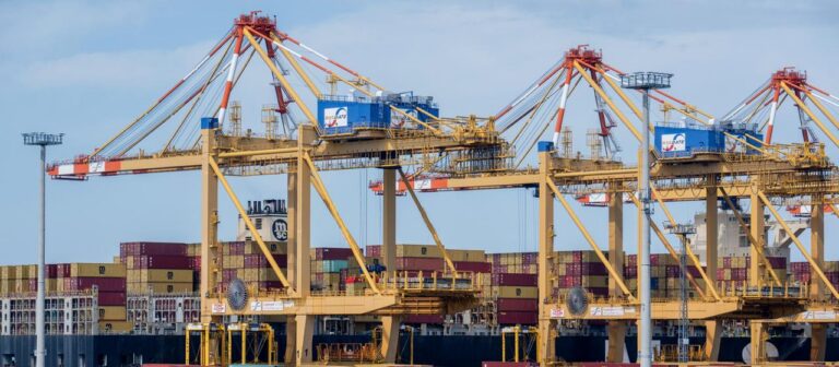 USA: Trump verhängt neue Zölle auf Importe aus 60 Ländern