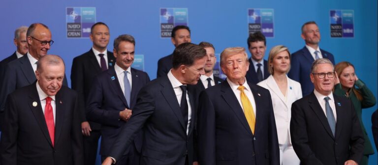 NATO Gipfel: Milliarden für die Ukraine, milde Töne von Trump