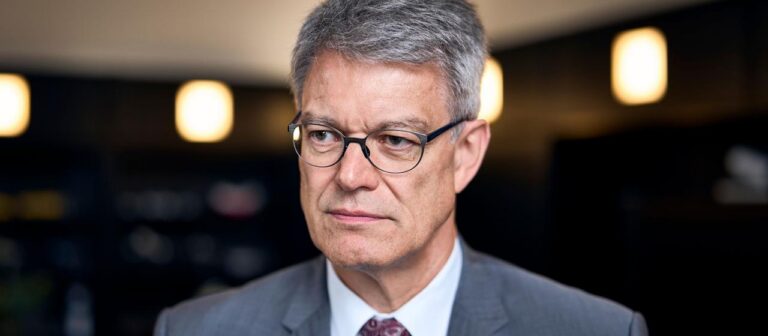 Merz baut Kabinett um: Verkehrsminister Schnieder muss gehen