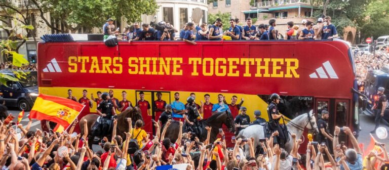 Spanien feiert seinen Fußball Weltmeistertitel