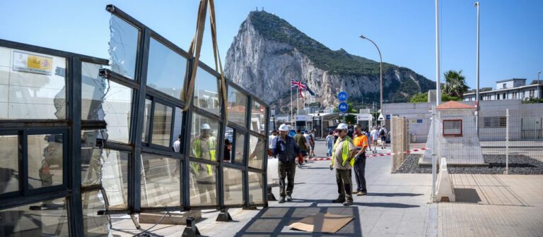 Spanien und Gibraltar heben Grenzkontrollen auf
