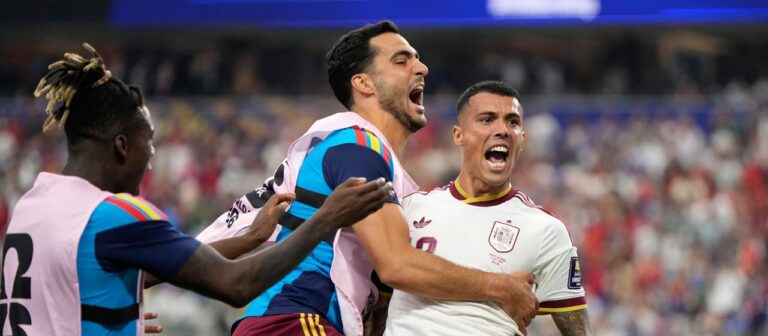 2:0 Sieg gegen Frankreich: Spanien erreicht WM Finale