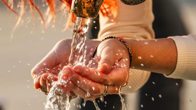 PFAS im Trinkwasser: Was gegen Ewigkeitschemikalien hilft