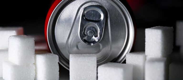 Warken rechnet mit 650 Millionen Euro Einnahmen aus einer Zuckersteuer